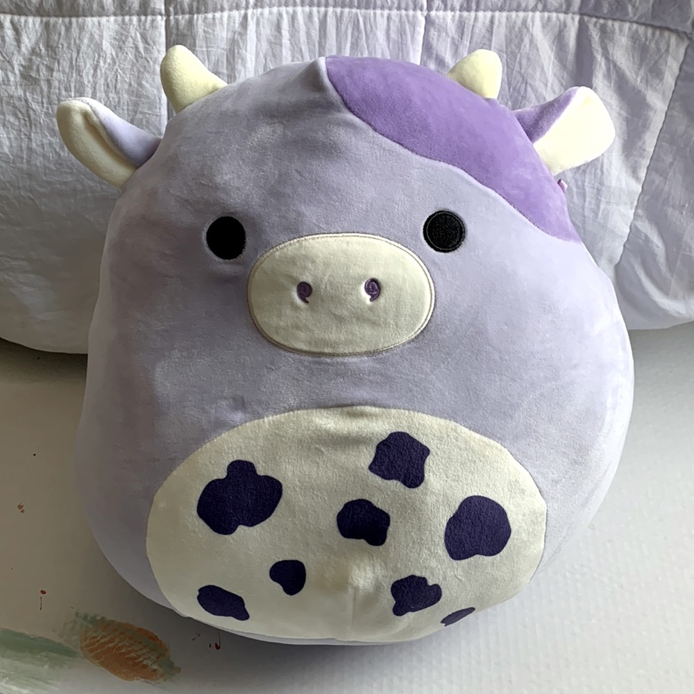 Bubba the purple cow squishallow
